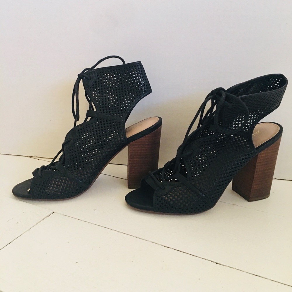 Black aldo heels